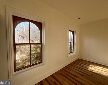 5443 Germantown Avenue - Photo Thumbnail 19