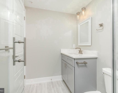 2304 N 9th Street - Photo Thumbnail 16