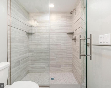 2304 N 9th Street - Photo Thumbnail 17