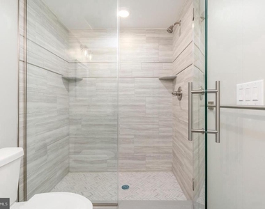 2304 N 9th Street - Photo Thumbnail 15