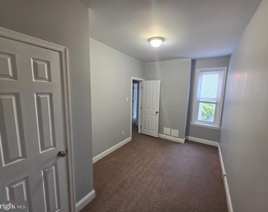 6028 Kershaw Street - Photo Thumbnail 5