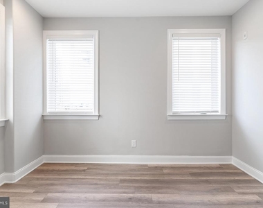1419 Poplar Street - Photo Thumbnail 13