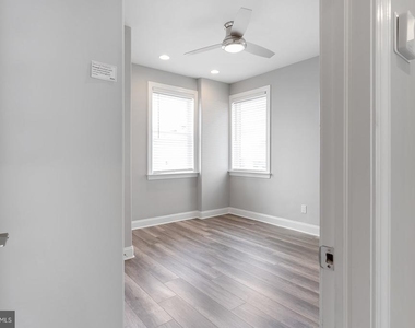 1419 Poplar Street - Photo Thumbnail 11