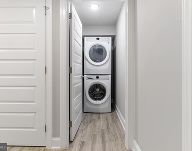 1419 Poplar Street - Photo Thumbnail 17