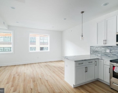 2021 N 2nd Street - Photo Thumbnail 2
