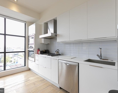 240 N 2nd Street - Photo Thumbnail 5
