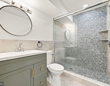 1644 N Marshall Street - Photo Thumbnail 10