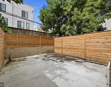 1644 N Marshall Street - Photo Thumbnail 14