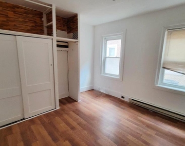 1249 Shackamaxon Street - Photo Thumbnail 6