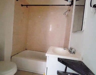 1249 Shackamaxon Street - Photo Thumbnail 4
