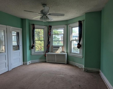 231 E Sydney Street - Photo Thumbnail 10