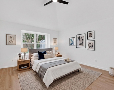 14305 Vandever St - Photo Thumbnail 18