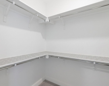 12716 Mogador St - Photo Thumbnail 12