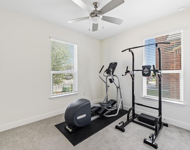 12716 Mogador St - Photo Thumbnail 23