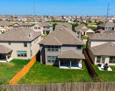 12716 Mogador St - Photo Thumbnail 32