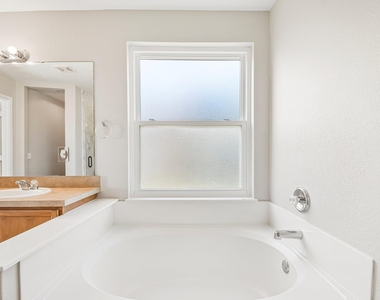 14413 Gurneys Eagle Dr - Photo Thumbnail 19