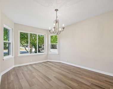 14413 Gurneys Eagle Dr - Photo Thumbnail 11