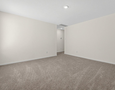 511 Jones Beach Cv - Photo Thumbnail 11