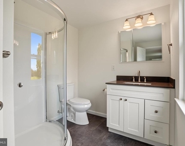 1324 Quarry Hall Road - Photo Thumbnail 14