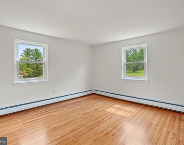1324 Quarry Hall Road - Photo Thumbnail 15
