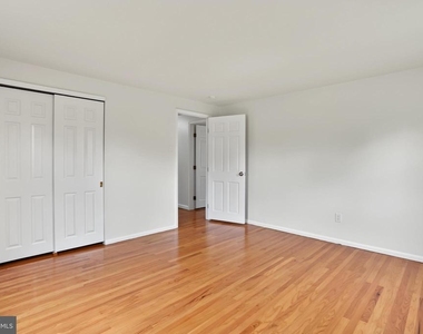 1324 Quarry Hall Road - Photo Thumbnail 16
