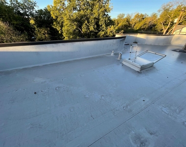 1713 Bluebonnet Ln - Photo Thumbnail 30