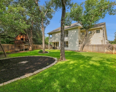 701 Oaklands Dr - Photo Thumbnail 32