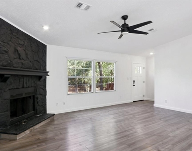 462 Texas Oak Dr - Photo Thumbnail 8