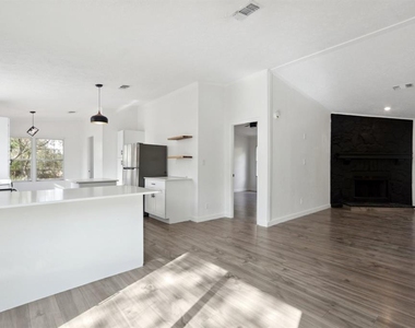 462 Texas Oak Dr - Photo Thumbnail 18