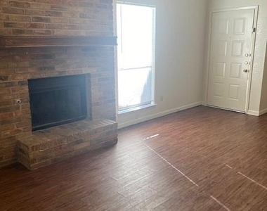 310 Tamara Dr - Photo Thumbnail 6