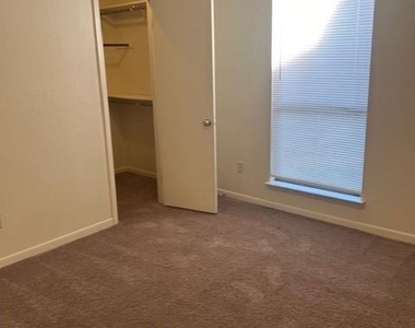310 Tamara Dr - Photo Thumbnail 15