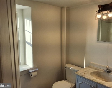 1579 Main Street - Photo Thumbnail 20