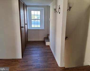 1579 Main Street - Photo Thumbnail 13
