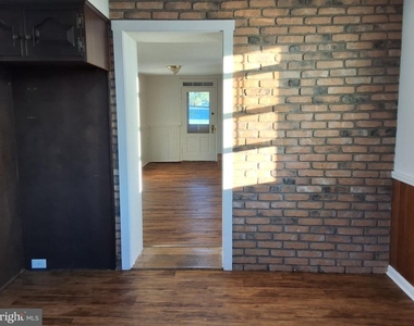 1579 Main Street - Photo Thumbnail 11