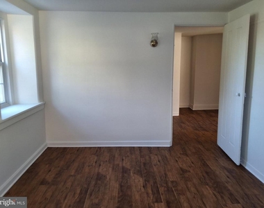 1579 Main Street - Photo Thumbnail 17