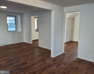 1579 Main Street - Photo Thumbnail 6