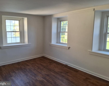 1579 Main Street - Photo Thumbnail 18