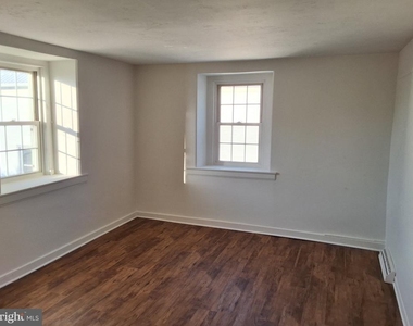 1579 Main Street - Photo Thumbnail 16
