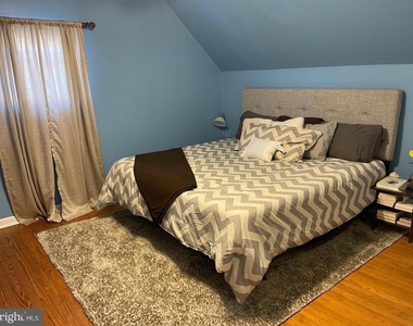 1357 Valley Road - Photo Thumbnail 10