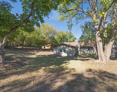 1311 Warrington Dr - Photo Thumbnail 22