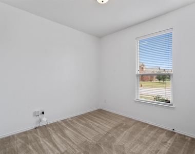 12417 Franklin D Roosevelt St - Photo Thumbnail 17