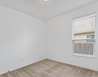 12417 Franklin D Roosevelt St - Photo Thumbnail 19
