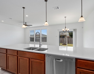 12417 Franklin D Roosevelt St - Photo Thumbnail 11