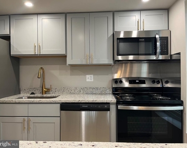 1316 W Chester Pike - Photo Thumbnail 3