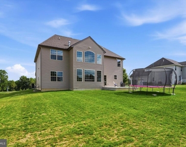 103 Janine Way - Photo Thumbnail 47