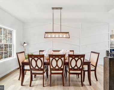 103 Janine Way - Photo Thumbnail 9