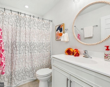 103 Janine Way - Photo Thumbnail 42