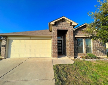 802 Mitchell Dr - Photo Thumbnail 25
