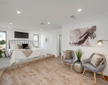 4202 N N Hills Dr Dr - Photo Thumbnail 23