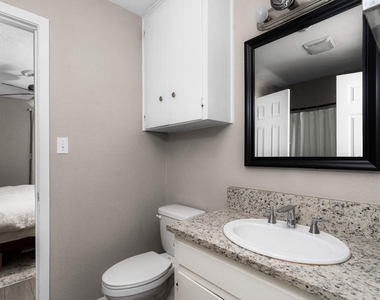 1912 Lightsey Rd - Photo Thumbnail 15